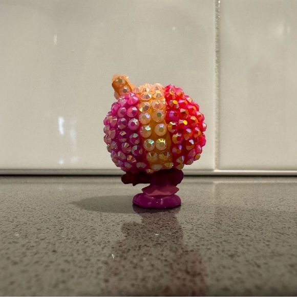 Custom blinged | Doorable | Snowanna Rainbeau from Wreck it Ralph - Picture 2 of 2